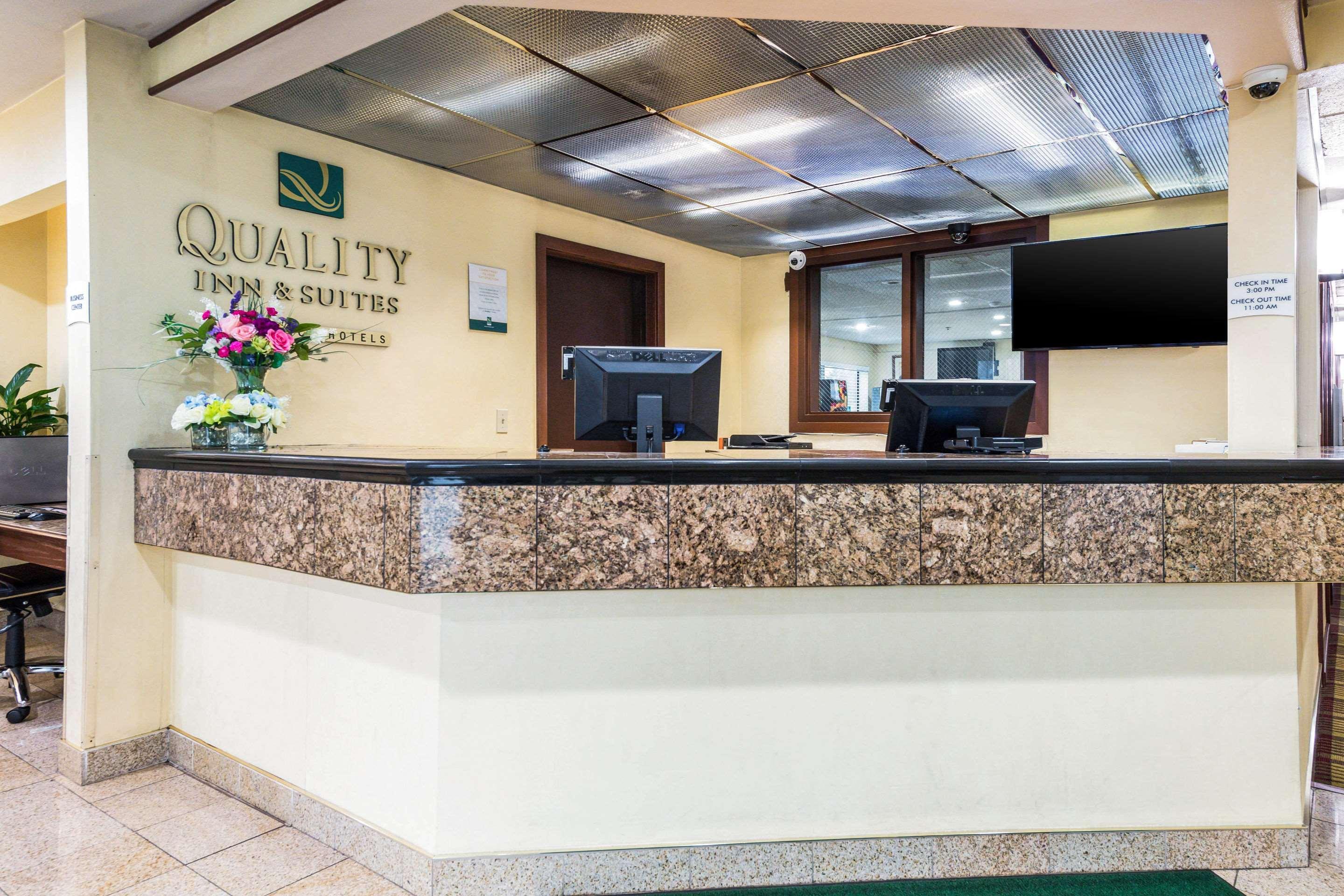 Quality Inn & Suites Lacey Olympia מראה חיצוני תמונה